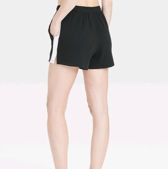 NWT colsie lounge shorts - Picture 2 of 3